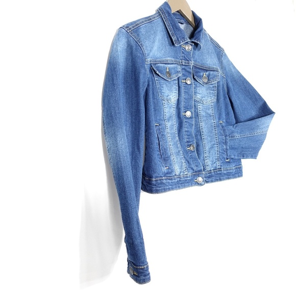 Women's | New Look | Medium Wash Blue Denim Jacket - Medium - Picture 2 of 13